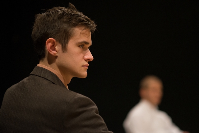 »ANTIGONE (Die Rückkehr der Götter). Friedrich Hölderlin / António Mora«
Leitung: Benedikt Haubrich, Christiane Pohle Werkstattinszenierung Schauspiel

